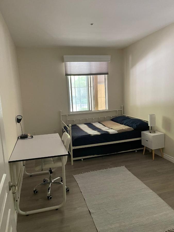 Resort Like Stay At A Cozy Relaxing Private Room Near Uci Irvine Extérieur photo